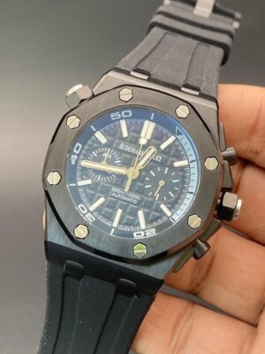 Replica Swiss Royal Oak 7A+ 1st copy men’s watch India in COD.