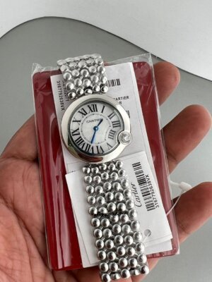 Cartier Swiss White Dail watch   For Ladies 6