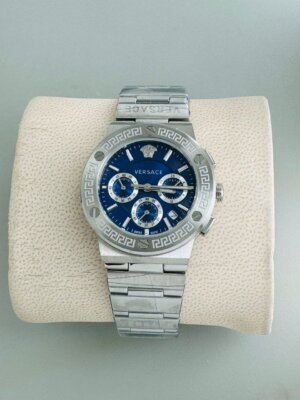 Versace Greca logo Chronograph Ladies watch  16