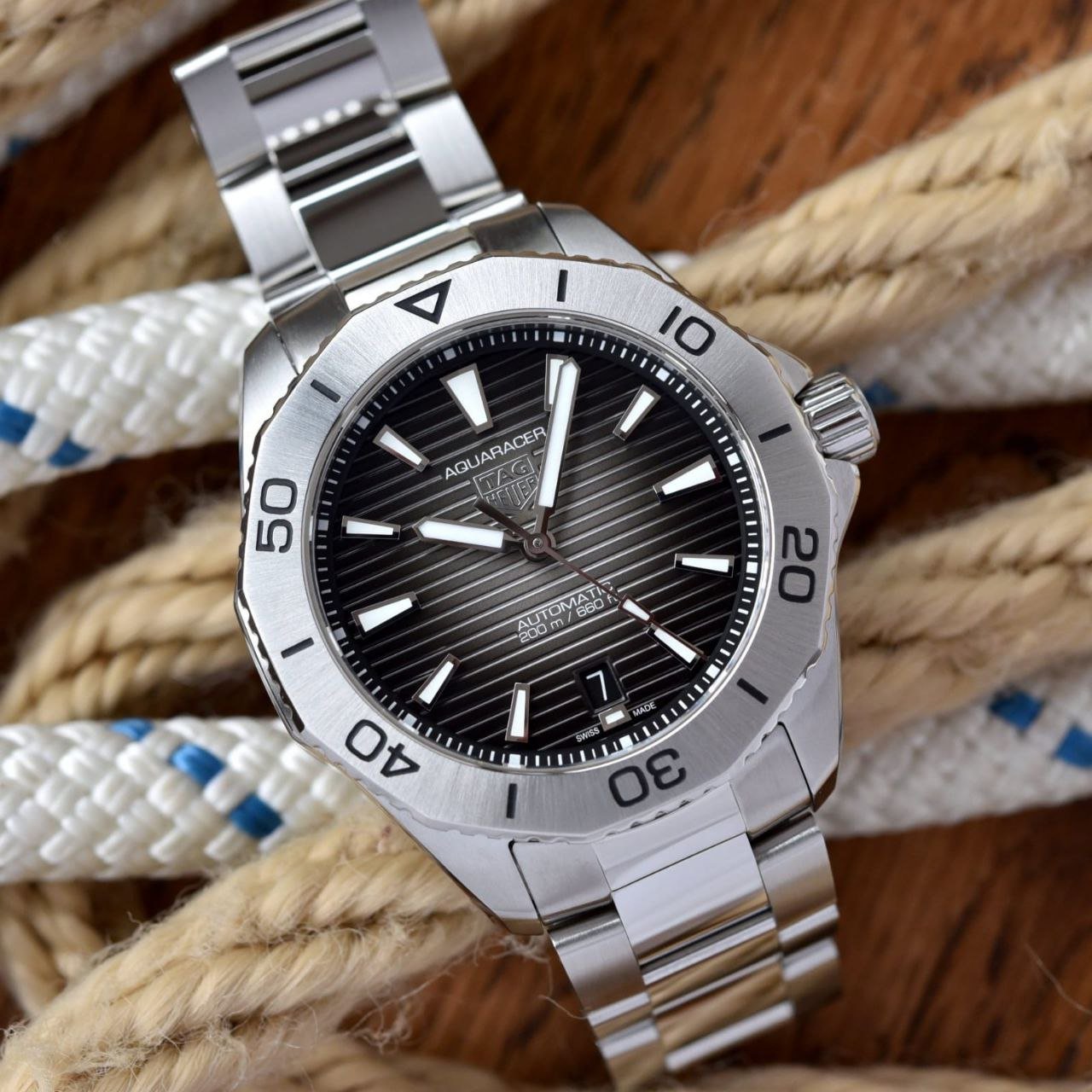 Tag Heuer Aquaracer Swiss Made Stainless Steel watch For Men 27 - Image 2
