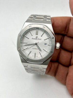 Luxury First copy Audemars Piguet Replica watch India in COD