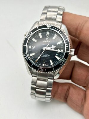 Omega Sea Master Stainless Steel Swiss Automatic Men's watch 100
