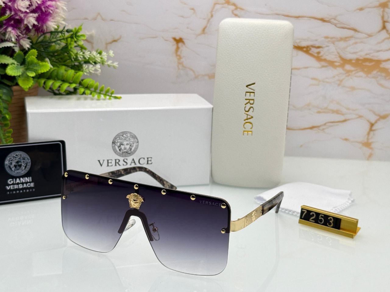First copy Versace Sunglasses for Women & men online in cash on delivery