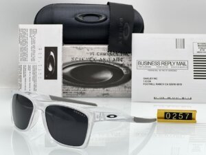 Stylish Designer Oakley first copy Men sunglass and women sunglass