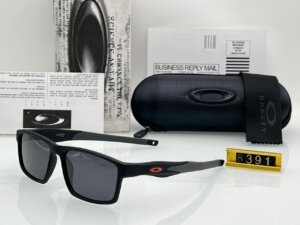 Branded Luxury First copy Oakley Men sunglass online at low price
