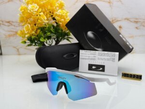 luxury Branded 1st copy 7A+ Replica Oakley Sunglass online in India