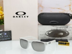 Replica 1st copy Luxury Oakley 7A+ Sunglasses online at low price