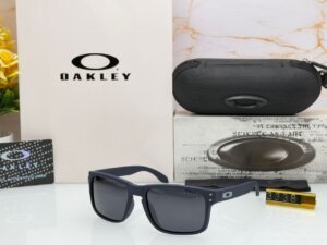 Stylish Branded First copy Replica Oakley Sunglasses online