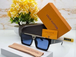 Replica Oversized louis Vuitton first copy Men sunglasses