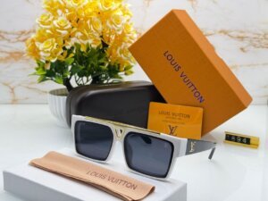 Replica Luxury louis Vuitton Stylish first copy Men sunglasses