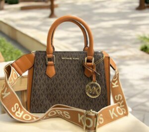 MICHAEL KORS 12A PREMIUM HIGH QUAILITY BAG 46