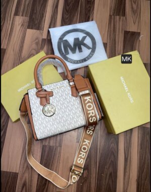 MICHAEL KORS 12A PREMIUM HIGH QUAILITY BAG 49