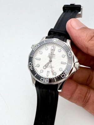 Omega Seamaster Chronograph Swiss Automatic Watch for Men 124