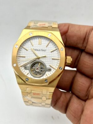 Branded Luxury First copy Audemars Piguet watch online in cash on delivery