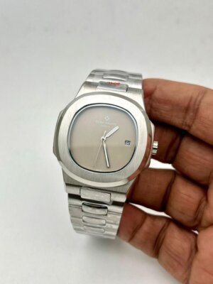Buy Patek Philippe First Copy Watch for men and women in cash on delivery