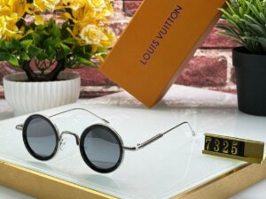 Louis Vuitton 7325 Premium high quality Sunglasses 152