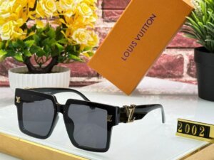 Louis Vuitton 2002 Premium high quality Sunglasses 171