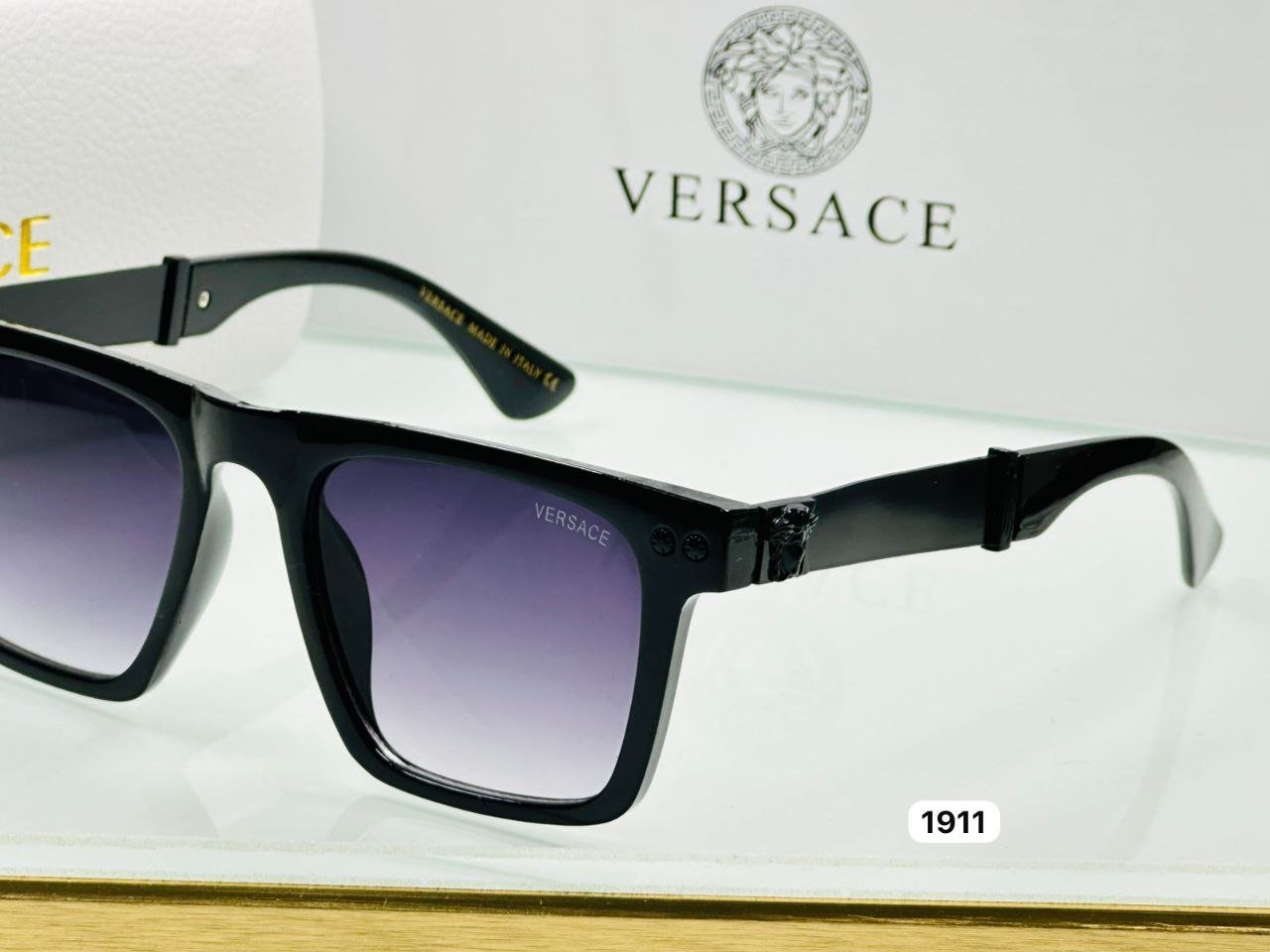 Versace Premium high quality Sunglasses 406 - Image 2