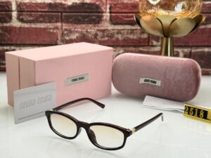 Miu Miu Premium high quality Sunglasses 528