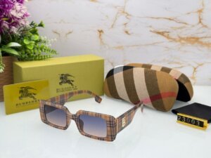 Versace Premium high quality Sunglasses 567