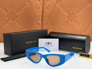 Balenciaga Premium high quality Sunglasses 579