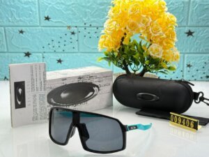 Oakley Premium high quality Sunglasses 883