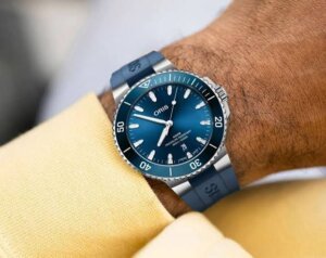 Oris Aquis Chronograph Blue Dail Rubber Strap Automatic Watch For Men 3