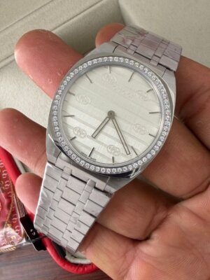 Gucci 25H Series White Dial Quartz Men's Watch 9