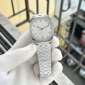 Gucci 25H Series White Dial Stainless Steel Quartz Men's Watch 13